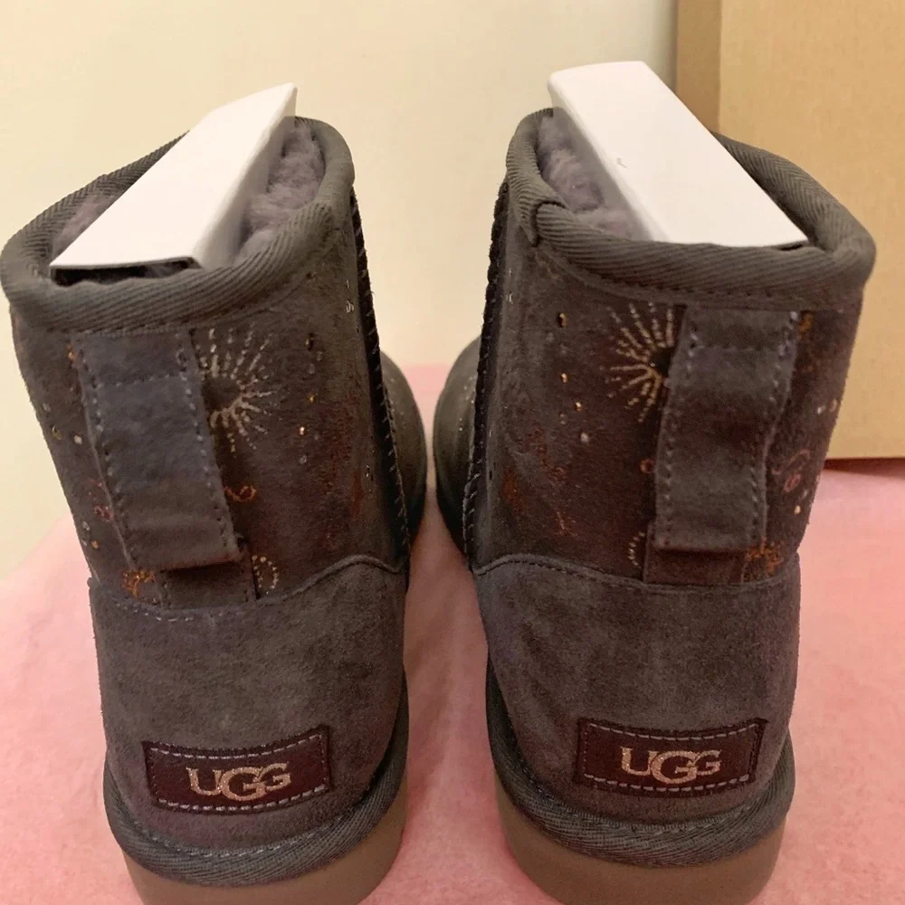 NWT Ugg Classic Zodiac Mini Boots